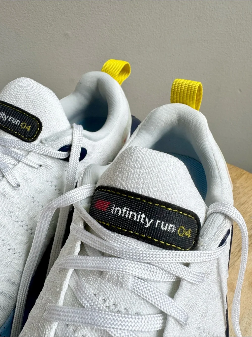 Nike ReactX Infinity Run 4 White Navy Yellow Mens Size 10
